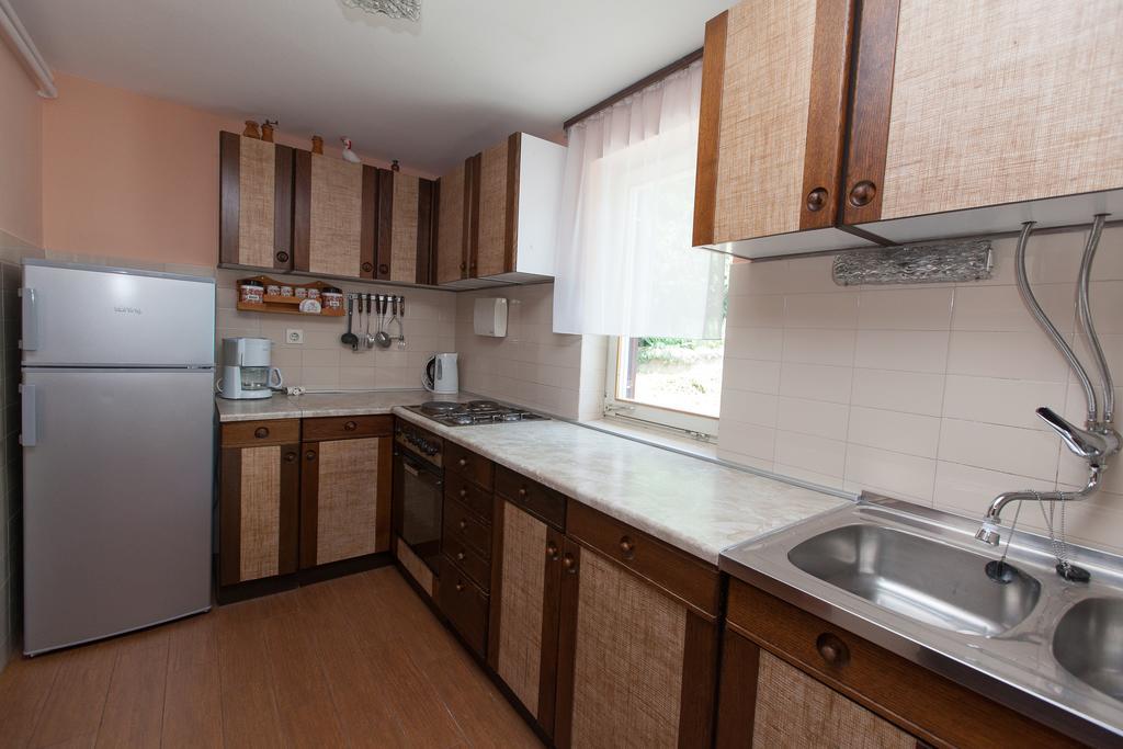 Apartment Anne Цриквеница Экстерьер фото